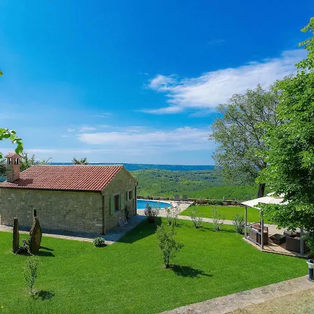 Holiday Plac * Krasica (Istria)